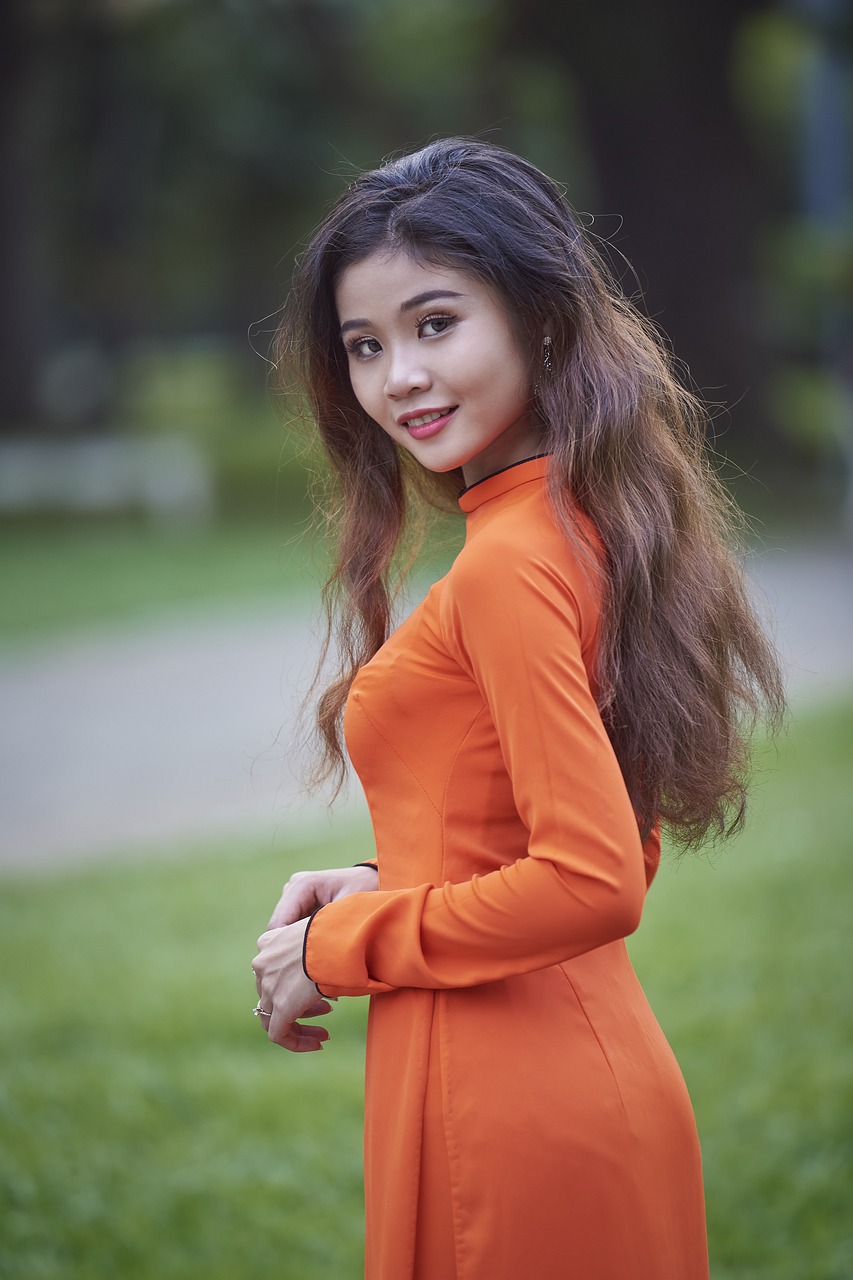 女人 户外 肖像 美丽 亚裔 越南语
