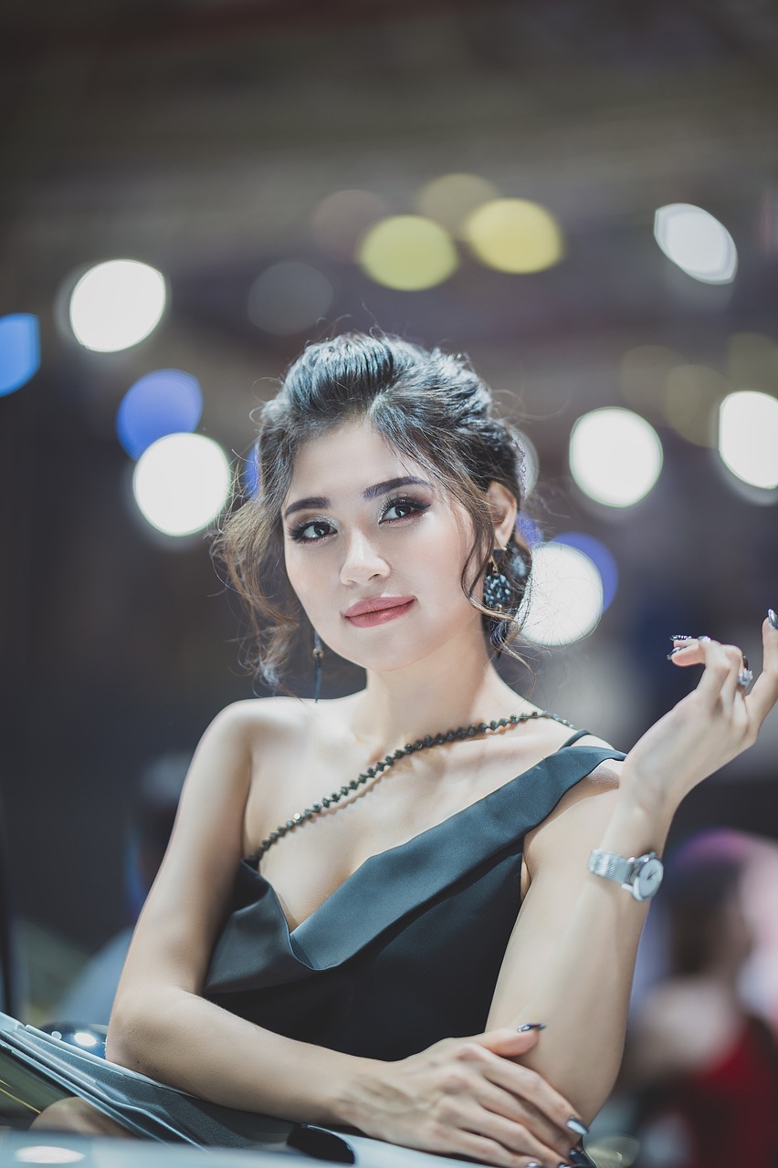 女人 型 时尚 风格 时尚女士 化妆 化妆品 发型 时装模特 少女 女性 女模 亚洲模型 亚洲女性 连衣裙 越南 越南女孩 建 模 姿势 摆姿势 肖像